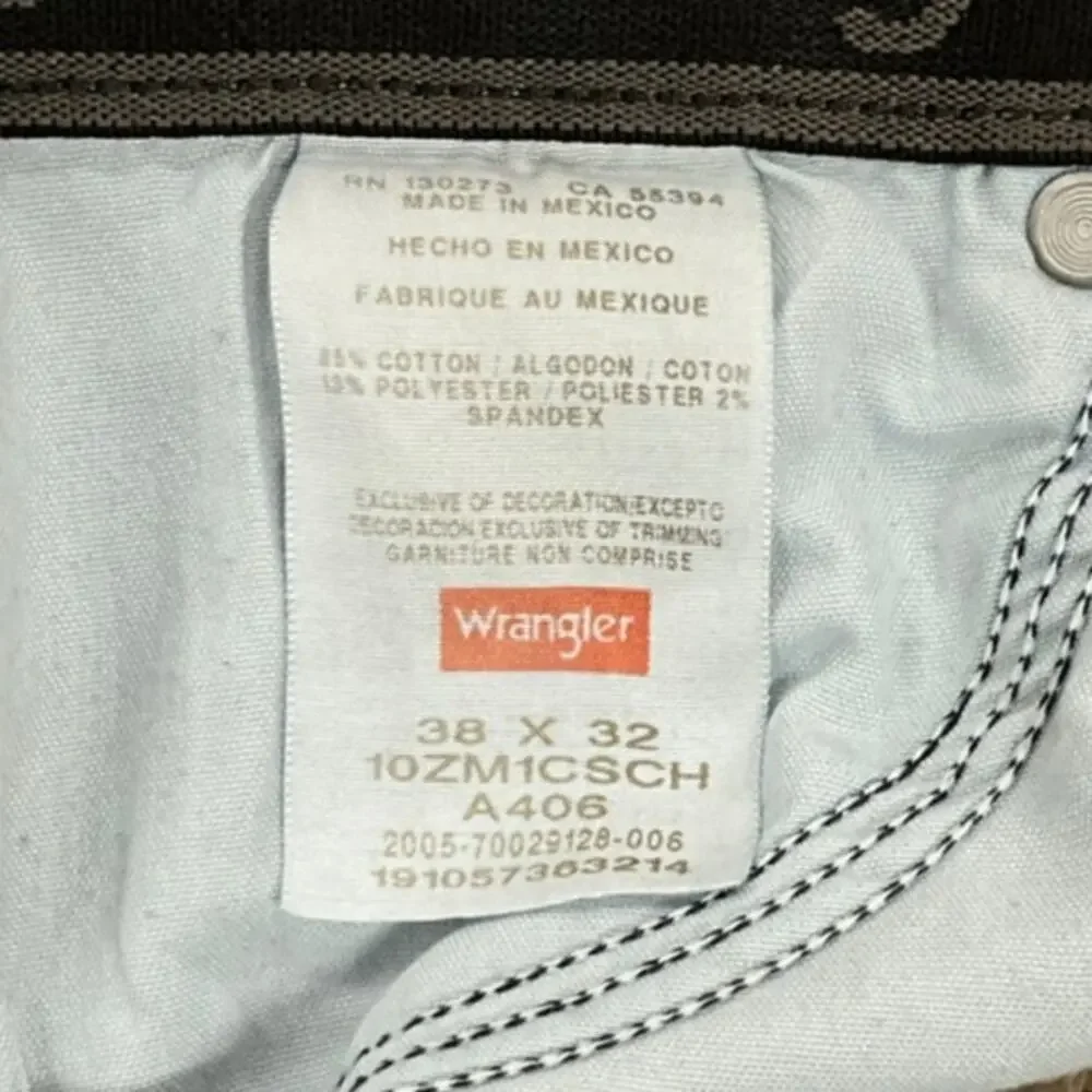 Wrangler Authentics Men’s Jeans 38X32 Stretch Waist Light Wash RN 130273